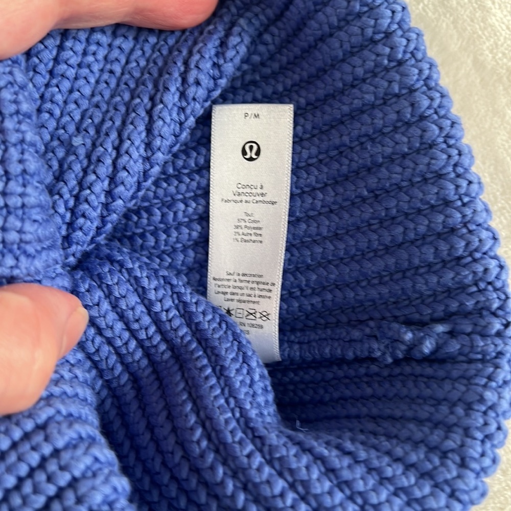 Lululemon hat - Picture 3 of 3